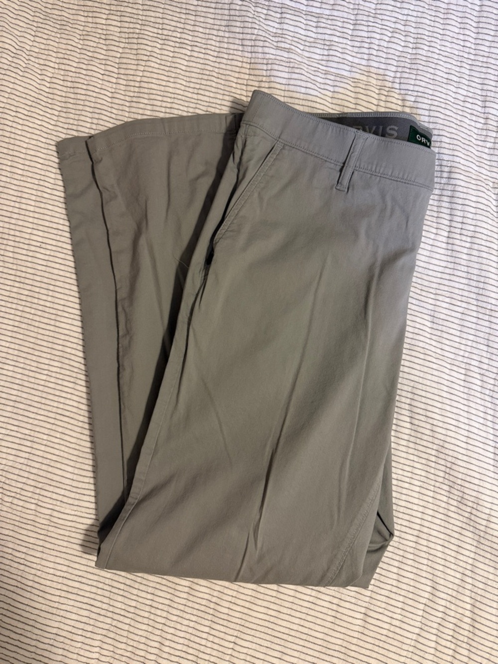 Orvis Men's Gray Slim Straight Chinos